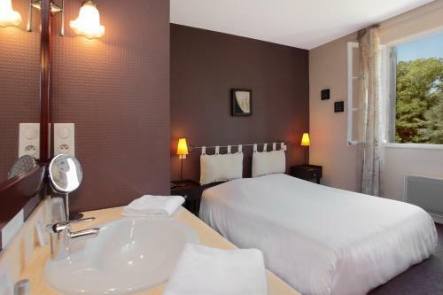Hotel H�tel Deshors-foujanet