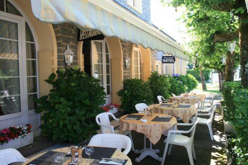 Hotel Roche De Vic