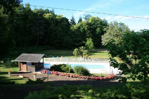 Hotel Roche De Vic