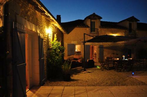 Bed & Breakfast Chambres Et Tables D'h�tes La Grange Au Bois