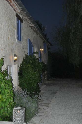 Bed & Breakfast Chambres Et Tables D'h�tes La Grange Au Bois