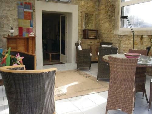 Holiday Home Beurlay Rue Rene Caille