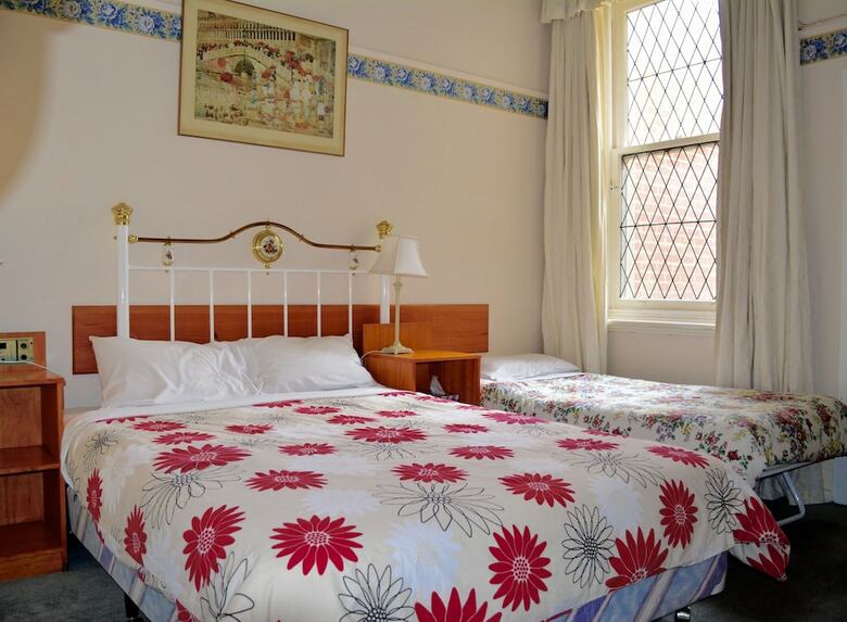 Georgian Court Bed & Breakfast