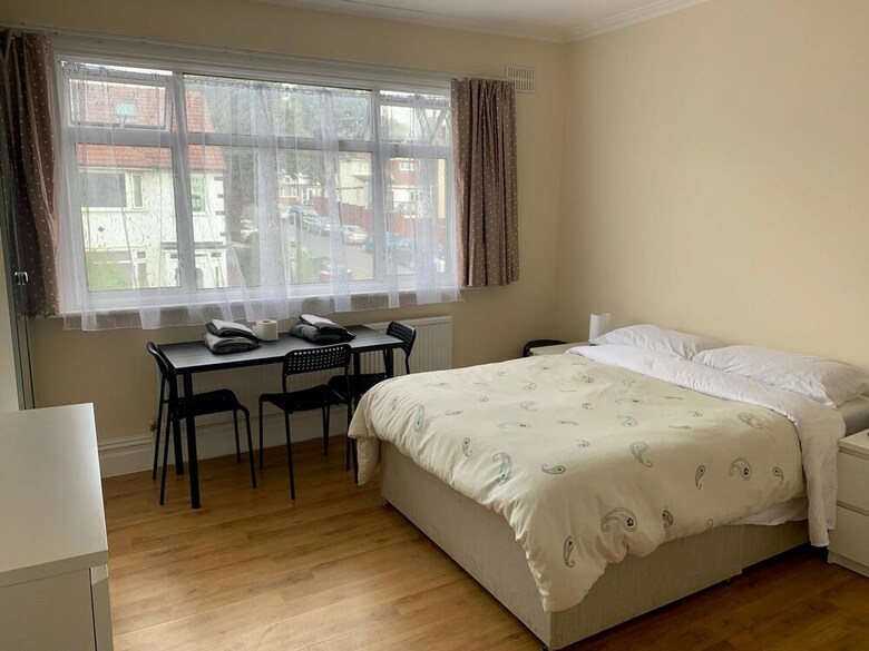 Residencia Gladstone Park Gardens