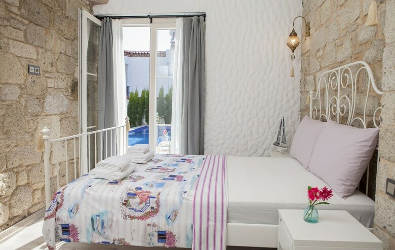 Bed & Breakfast Keos Otel Alacati
