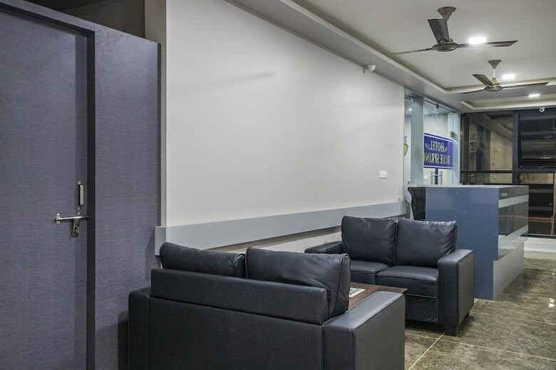 Capital O 30599 Hotel Blue Spring