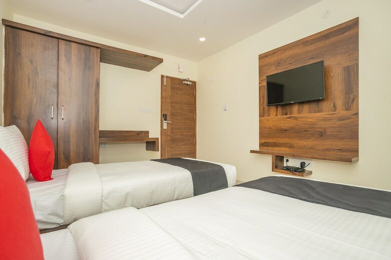 Hotel Capital O 35572 La Brook