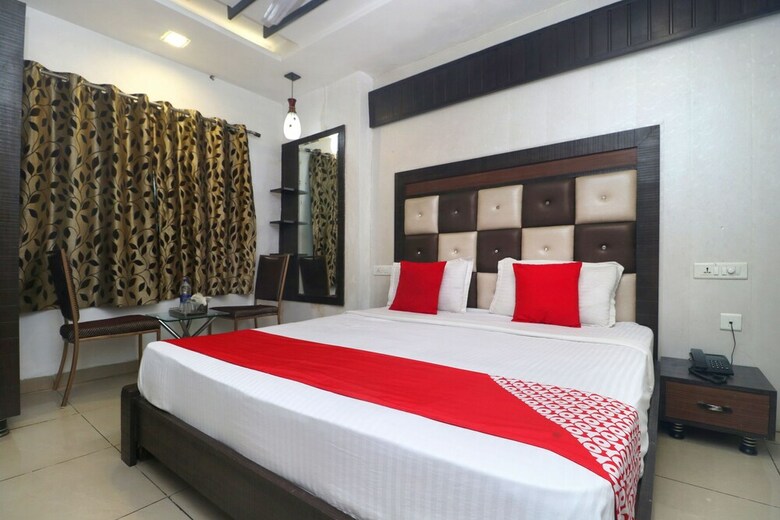 Oyo 19392 Hotel Lexis