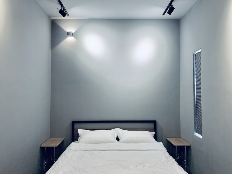 Hotel 82 Ink
