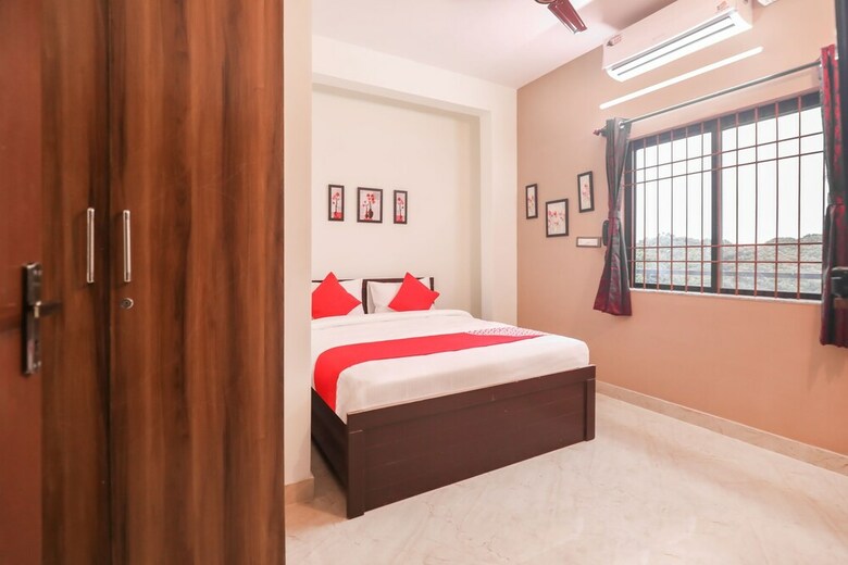 Hotel Oyo 30678 S K Residency