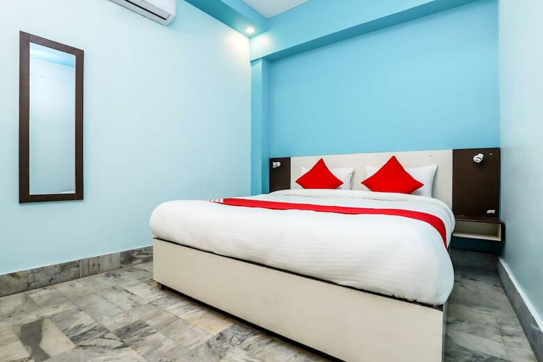 Hotel Oyo 17404 Lata Arcade Inn