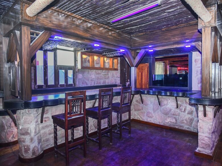 Capital O 35409 Hotel Megh Niwas