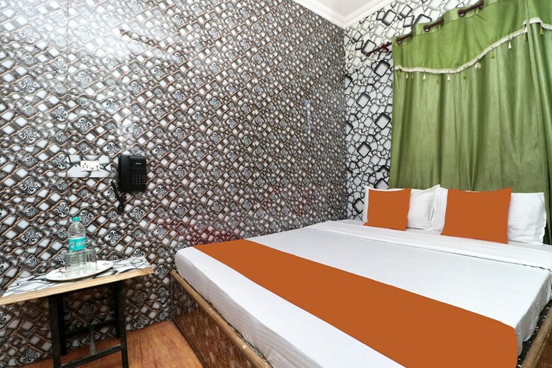 Spot On 29647 Hotel Kamal