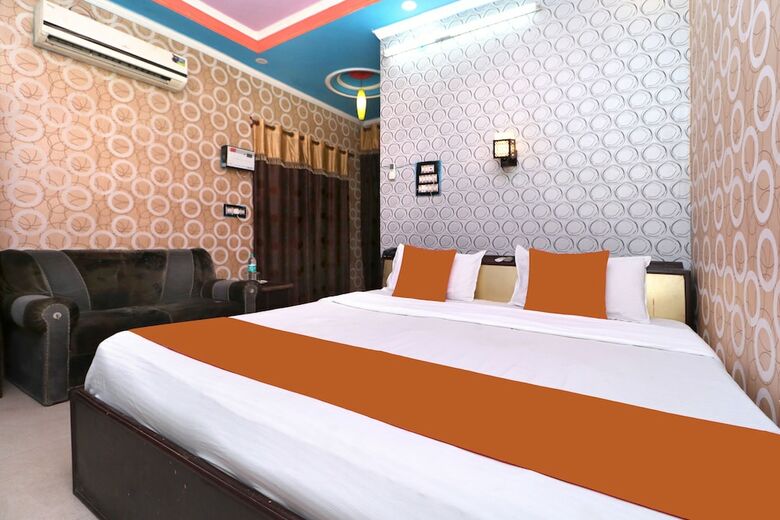 Spot On 29647 Hotel Kamal
