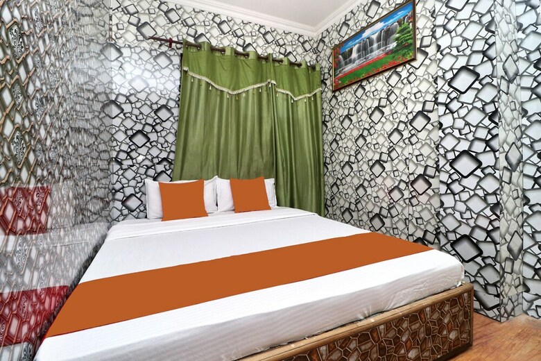 Spot On 29647 Hotel Kamal