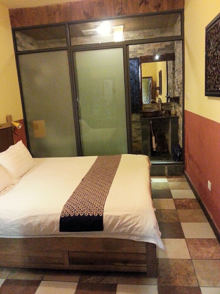 Hotel Lost Garden Guesthouse