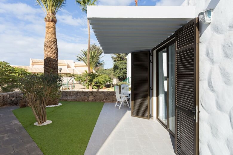 241. Quite Bungalow With Terrace And Barbecue
