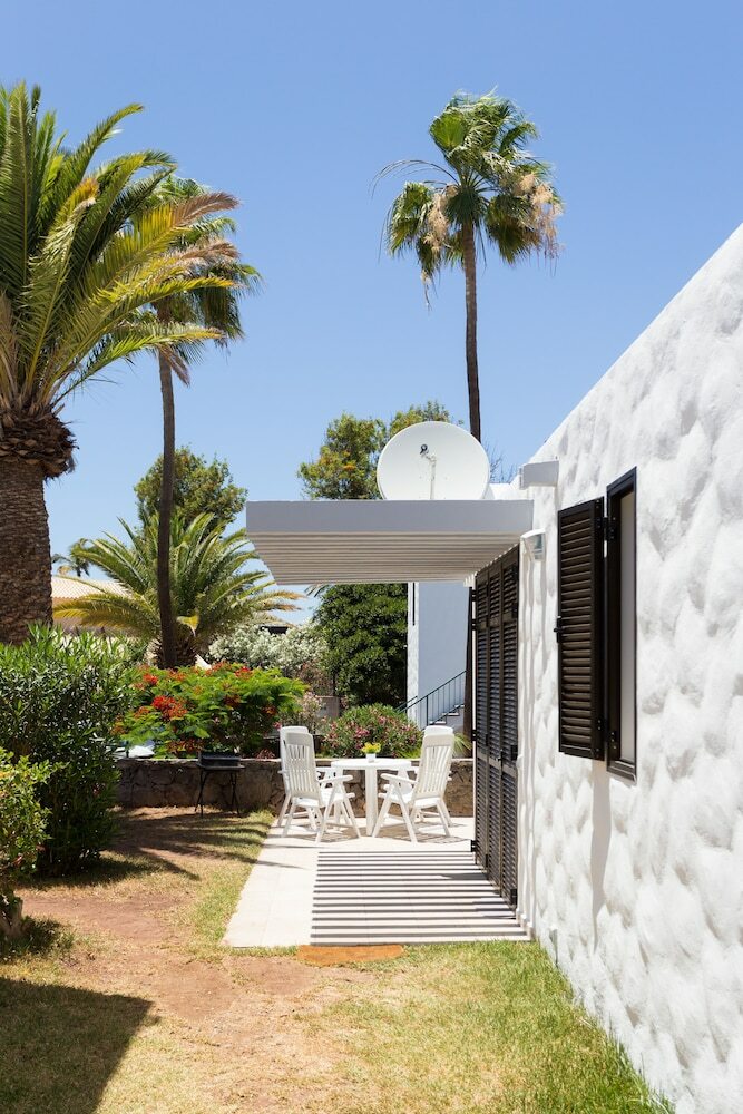 241. Quite Bungalow With Terrace And Barbecue