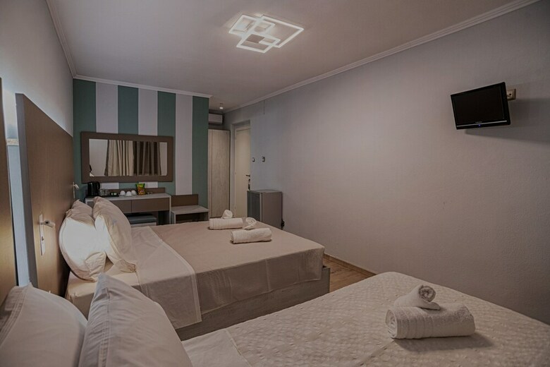 Lighthouse Hotel