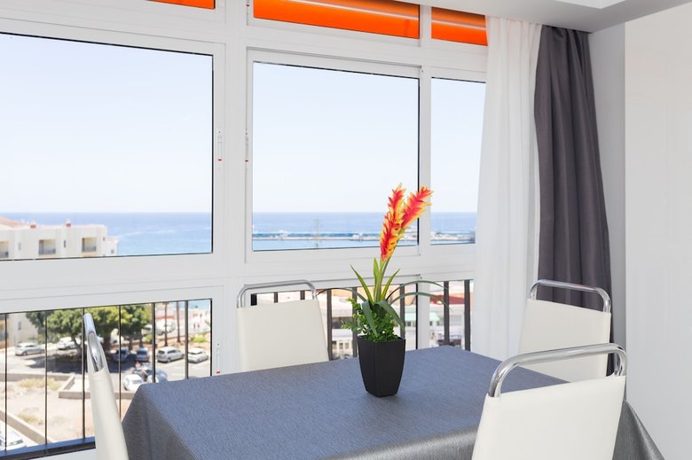 63. Los Cristianos Apartment, First Sea Line, Parking