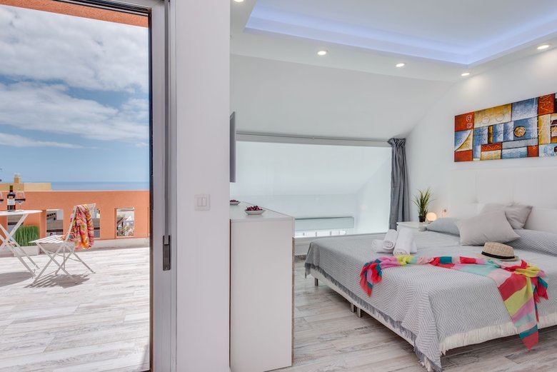 Villa Elena, Ocean View, Heated Pool