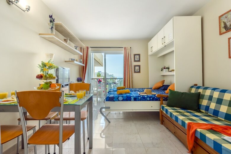 Apartamentos 528. Panoramic Studio With Terrace In Las Americas