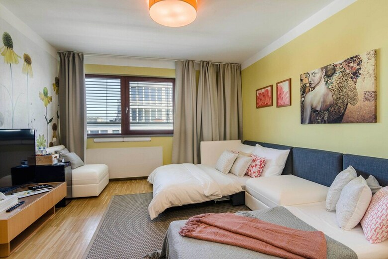 Luxury Center Apartment
