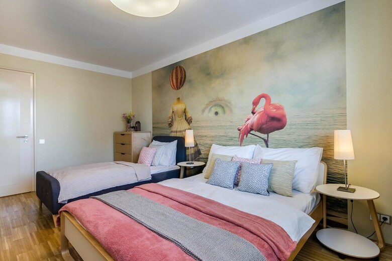 Luxury Center Apartment