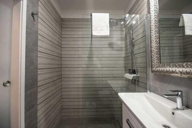 Hotel Center Luxury Rooms 2