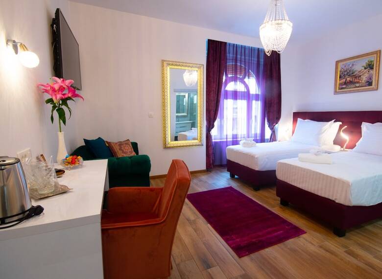 Hotel Center Luxury Rooms 2