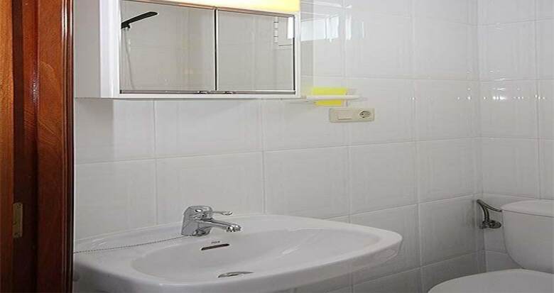 104491 -  Apartment In Lari�o