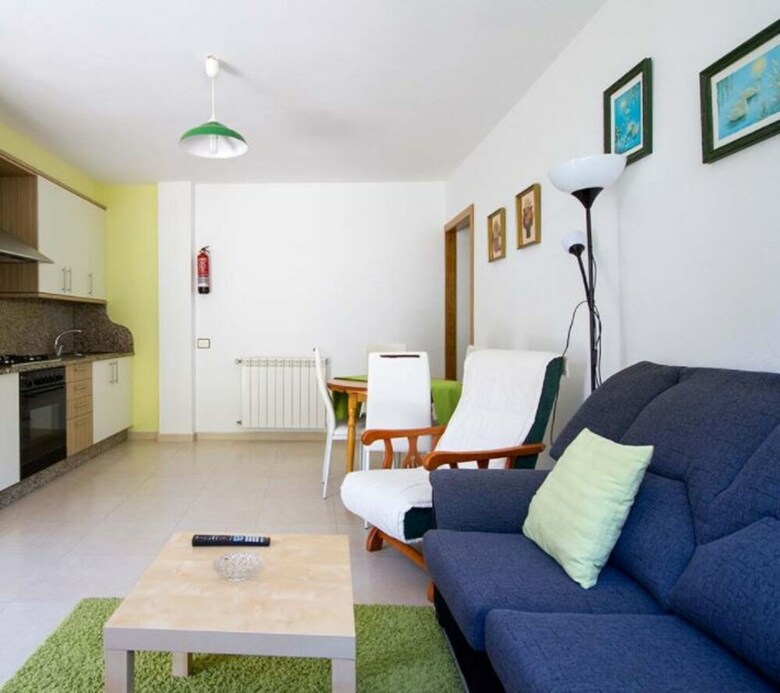 106404 - Apartment In Lari�o
