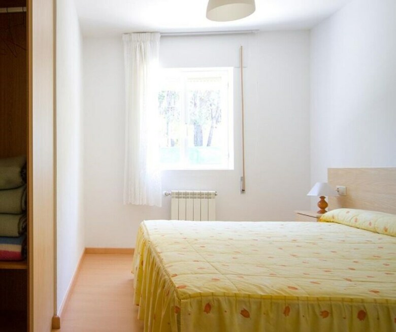 106404 - Apartment In Lari�o