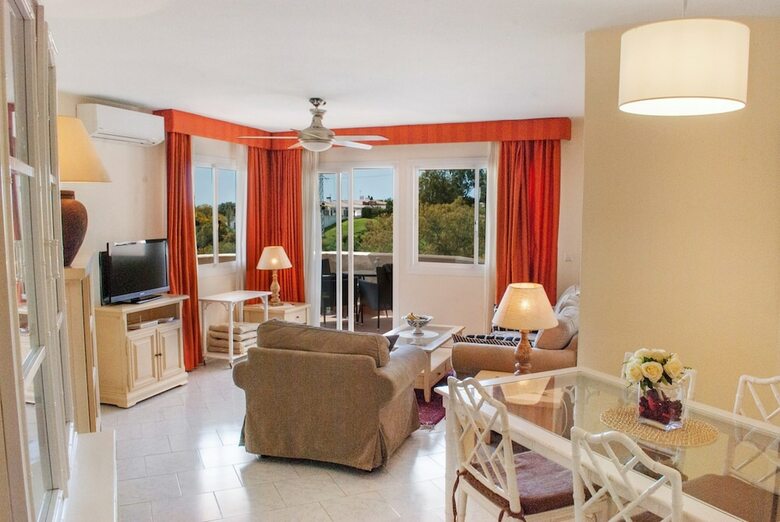 107315 - Apartment In Mijas