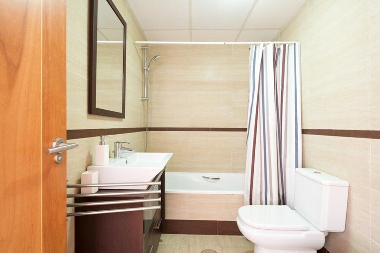 107364 - Apartment In Malaga