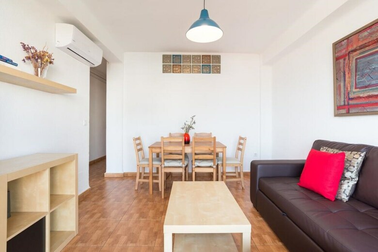 107399 - Apartment In Malaga