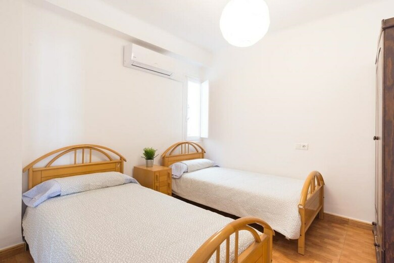 107399 - Apartment In Malaga