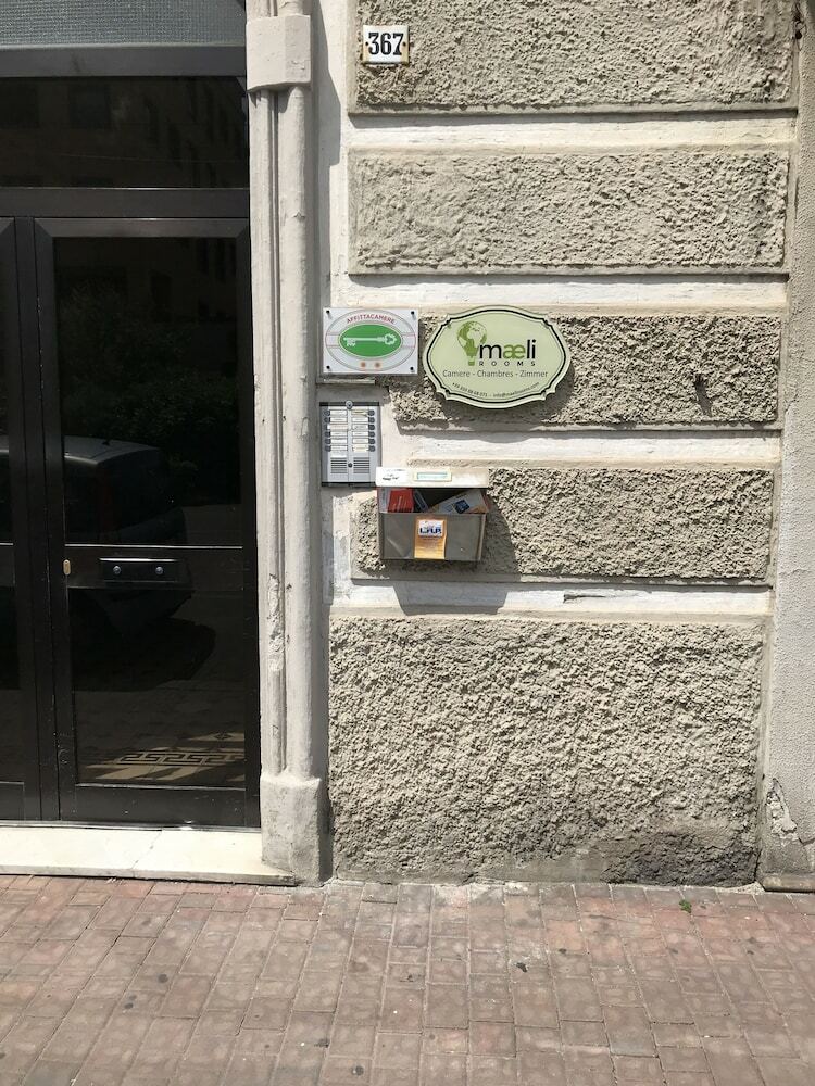 Hotel Maeli Rooms