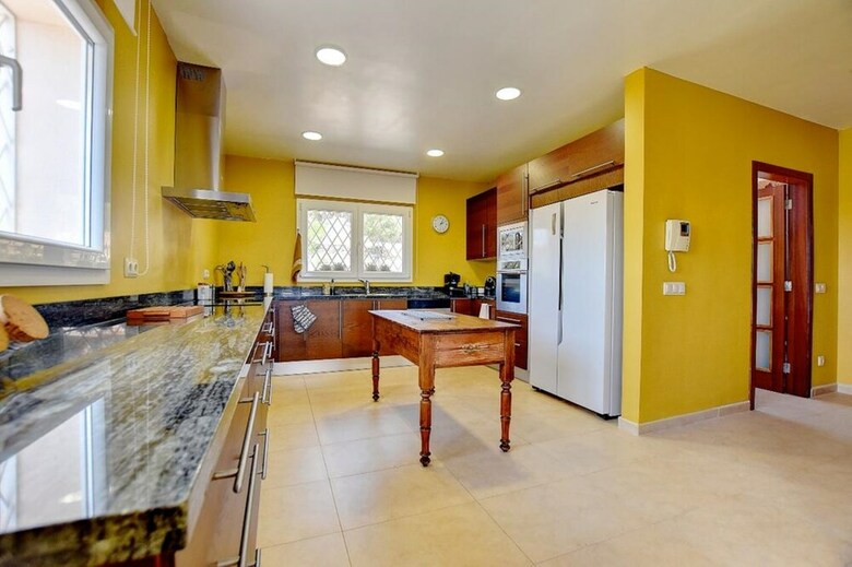 107508 - Villa In Portol