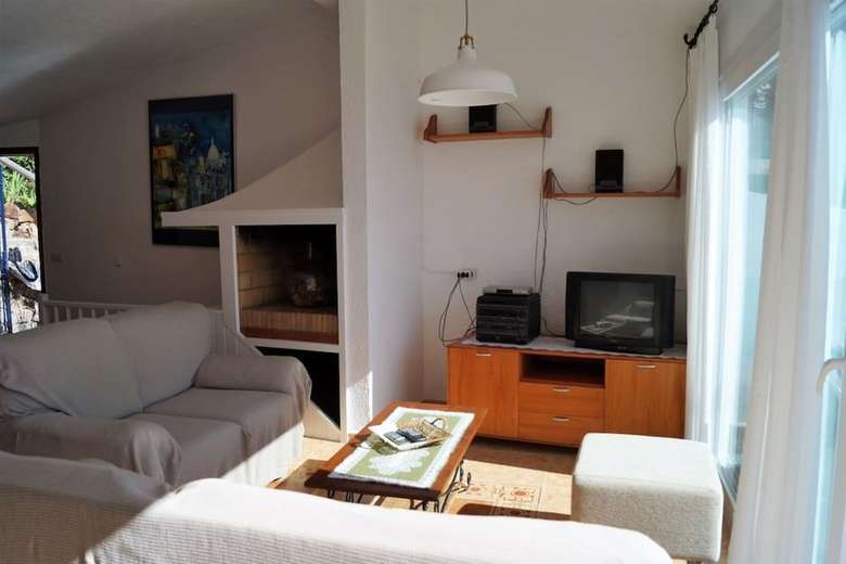 107522 - Apartment In Cala Canyelles