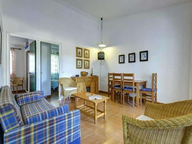 107610 - Apartment In Cala Blanca