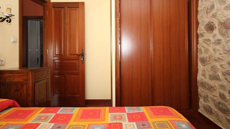 107542 -house In Lari�o