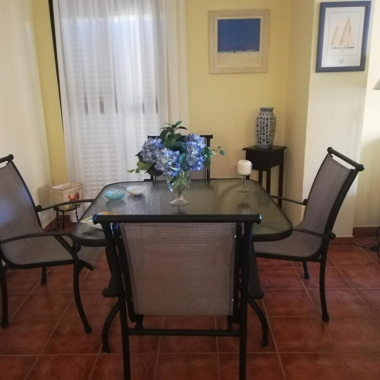 107538 - Apartment In Zahara de Los Atunes