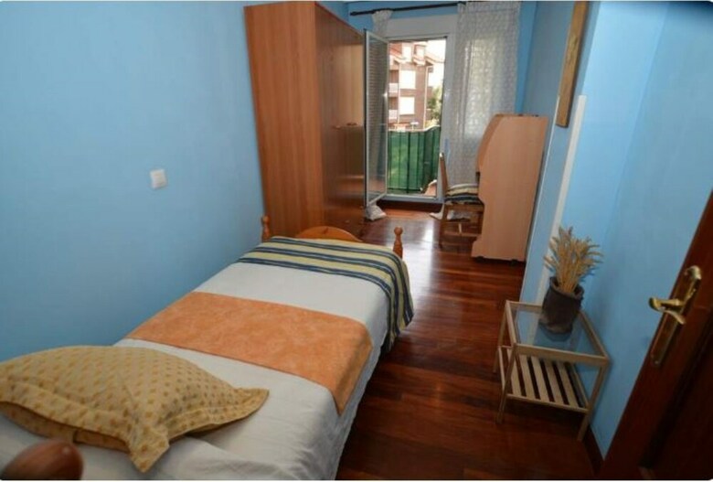 107714 - Apartment In Noja