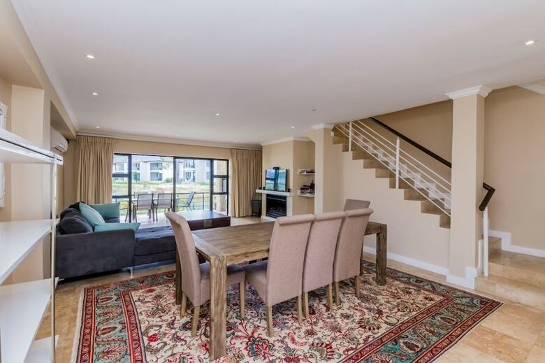 Valley Golf Lodges