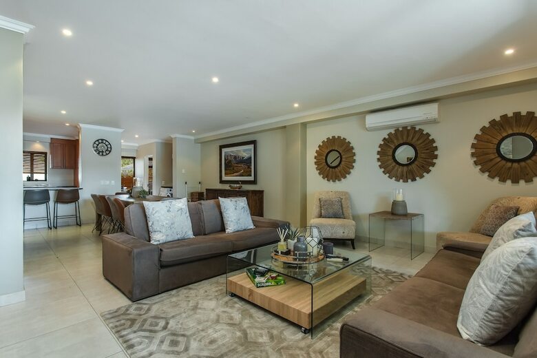 Valley Golf Lodges