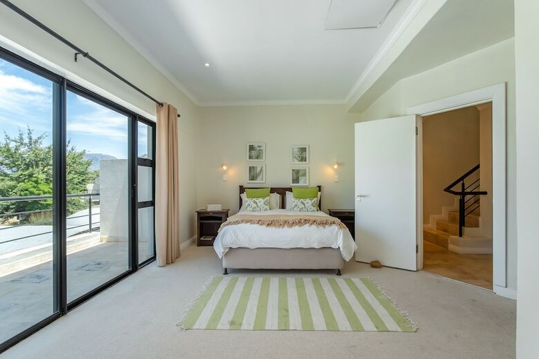 Valley Golf Lodges