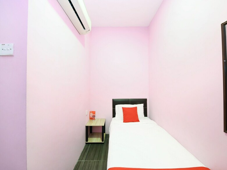 Oyo 1125 Ir Inn Hotel