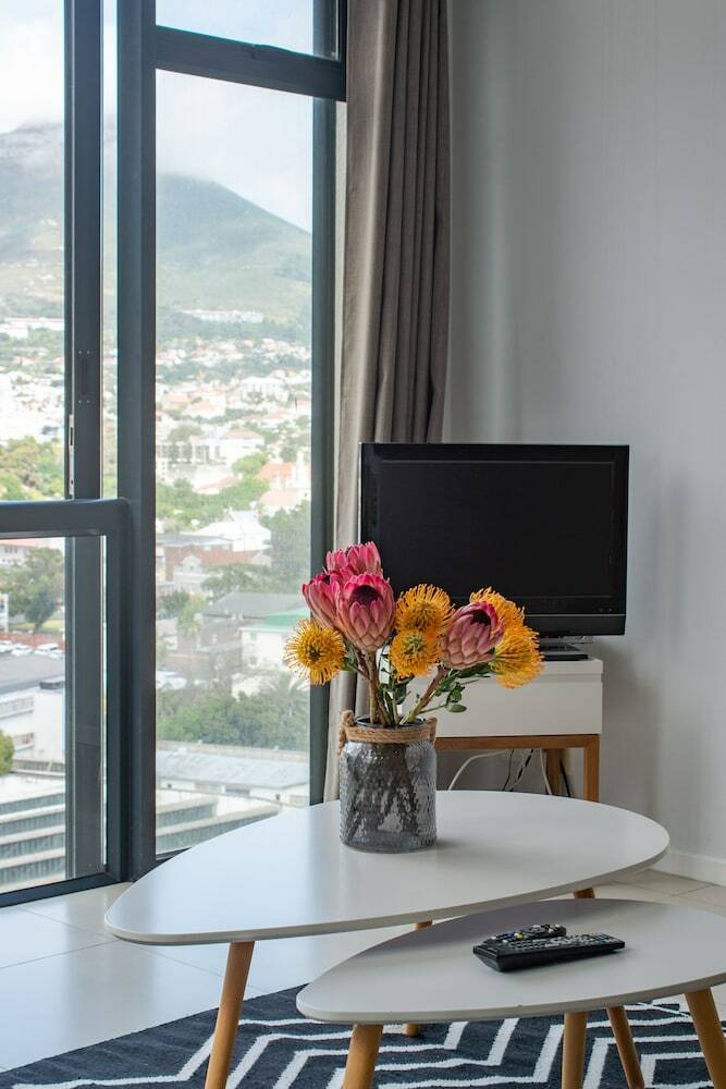 Four Seasons Apartments