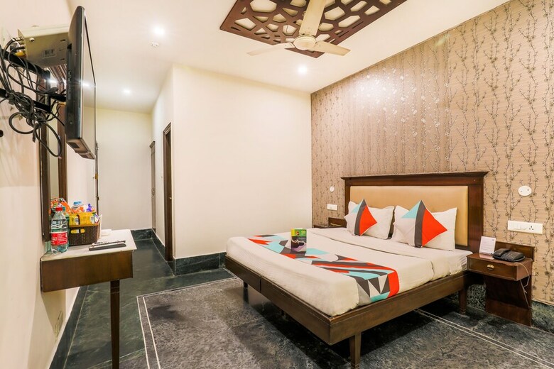 Hotel Fabexpress Multitech
